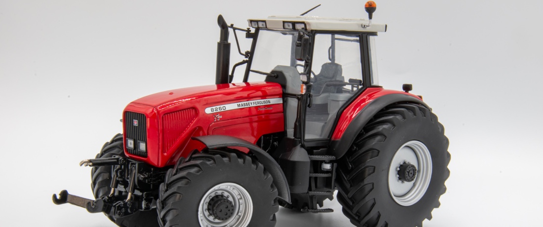 Massey Ferguson 8260 Xtra