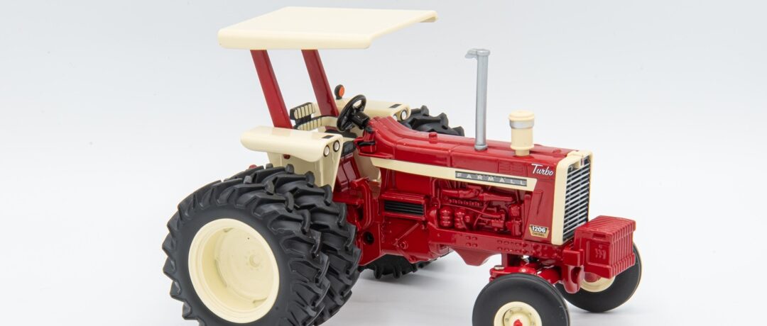 IH Farmall 1206