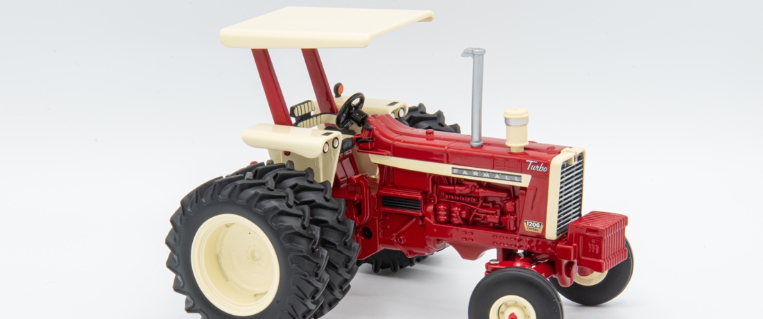 IH Farmall 1206