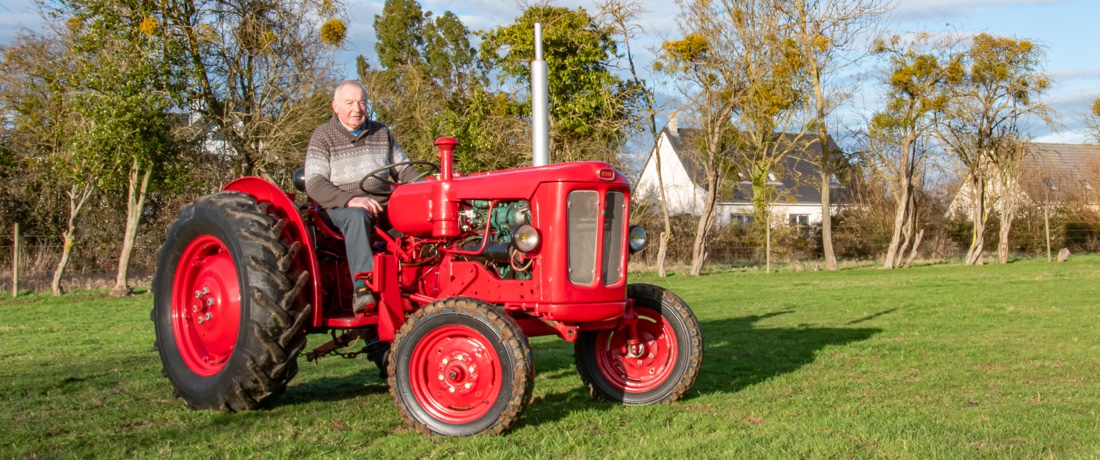 Bolinder-Munktell BM 320 Buster