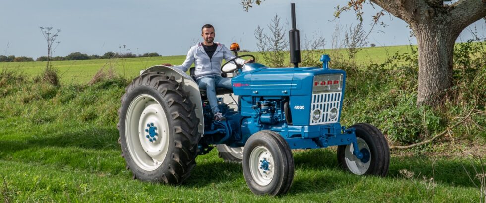 Ford 4000 Tractorama G n ration Tracteur 1966-ford-4000-tractor-maintenance-engine-oil-treatment-hydraulic